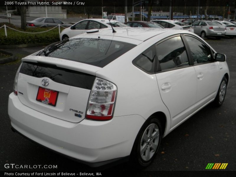 Super White / Gray 2006 Toyota Prius Hybrid