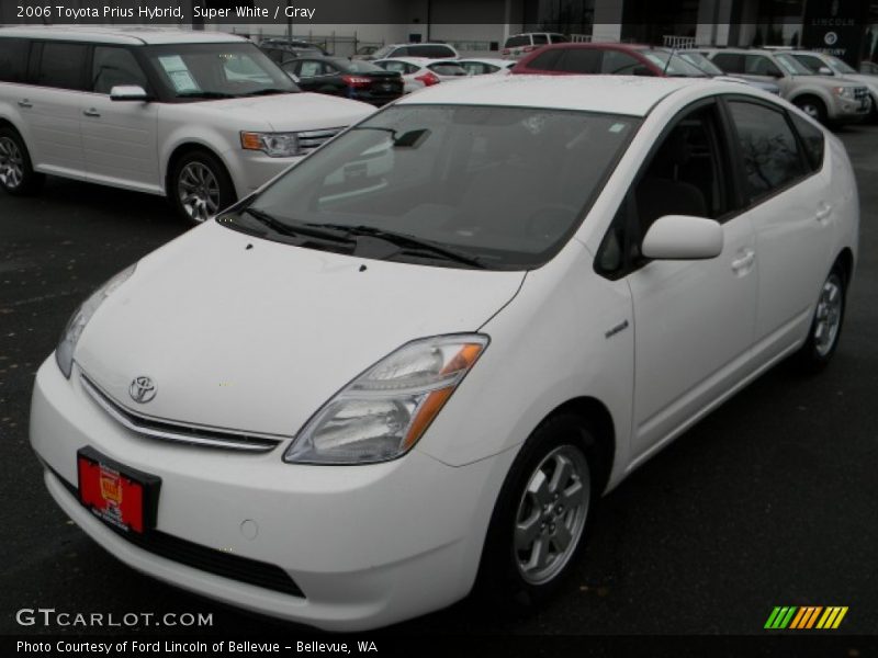 Super White / Gray 2006 Toyota Prius Hybrid