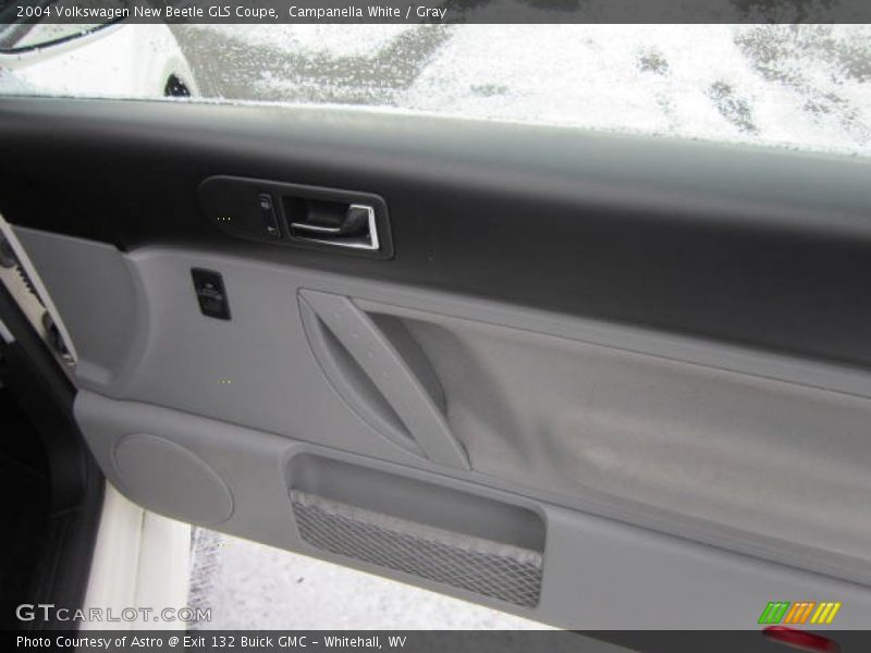 Campanella White / Gray 2004 Volkswagen New Beetle GLS Coupe