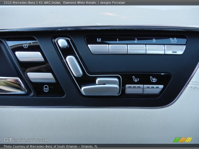 Controls of 2010 S 63 AMG Sedan