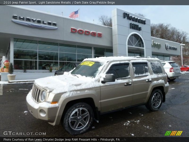 Light Sandstone Metallic / Dark Slate Gray/Pebble Beige 2010 Jeep Patriot Sport