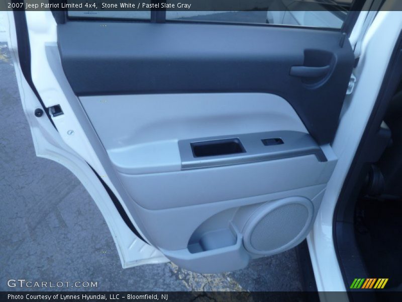 Stone White / Pastel Slate Gray 2007 Jeep Patriot Limited 4x4