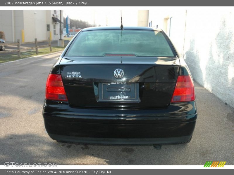 Black / Grey 2002 Volkswagen Jetta GLS Sedan