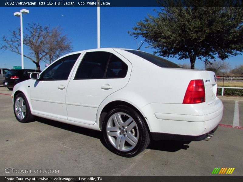 Cool White / Beige 2002 Volkswagen Jetta GLS 1.8T Sedan