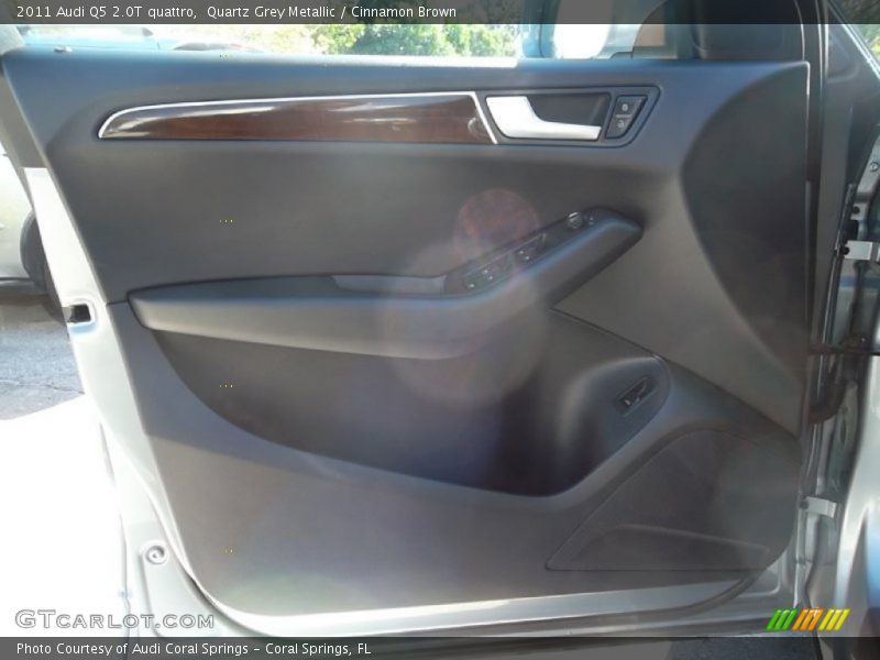 Quartz Grey Metallic / Cinnamon Brown 2011 Audi Q5 2.0T quattro