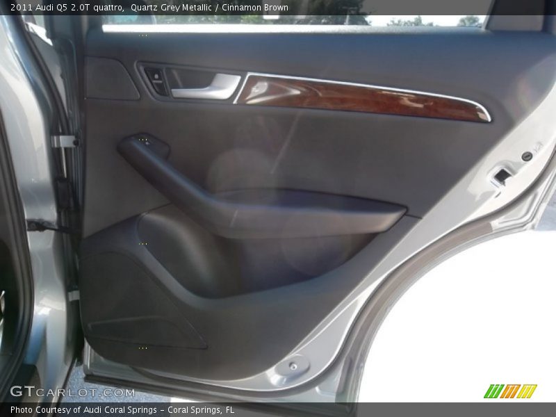 Quartz Grey Metallic / Cinnamon Brown 2011 Audi Q5 2.0T quattro