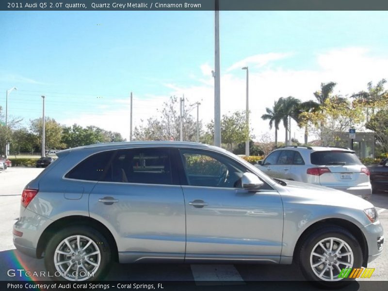 Quartz Grey Metallic / Cinnamon Brown 2011 Audi Q5 2.0T quattro