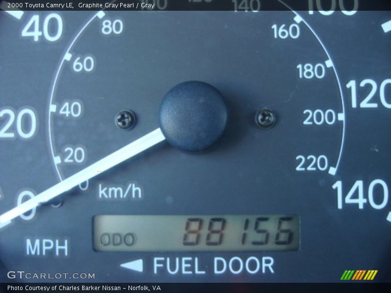 Graphite Gray Pearl / Gray 2000 Toyota Camry LE