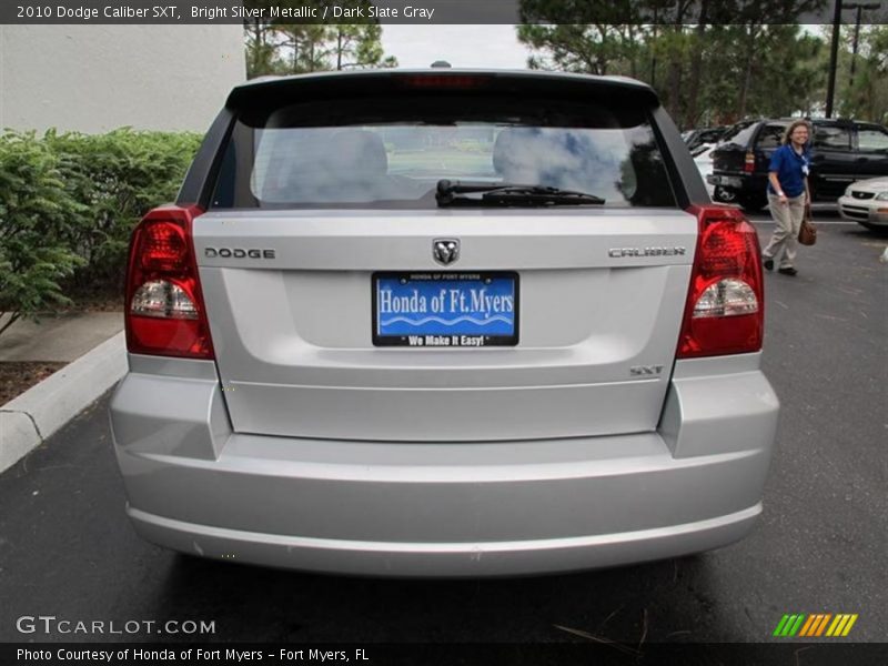 Bright Silver Metallic / Dark Slate Gray 2010 Dodge Caliber SXT