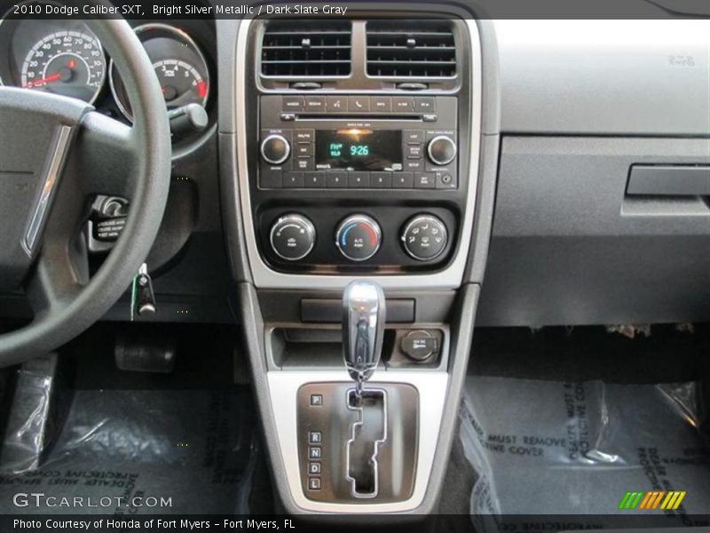 Bright Silver Metallic / Dark Slate Gray 2010 Dodge Caliber SXT