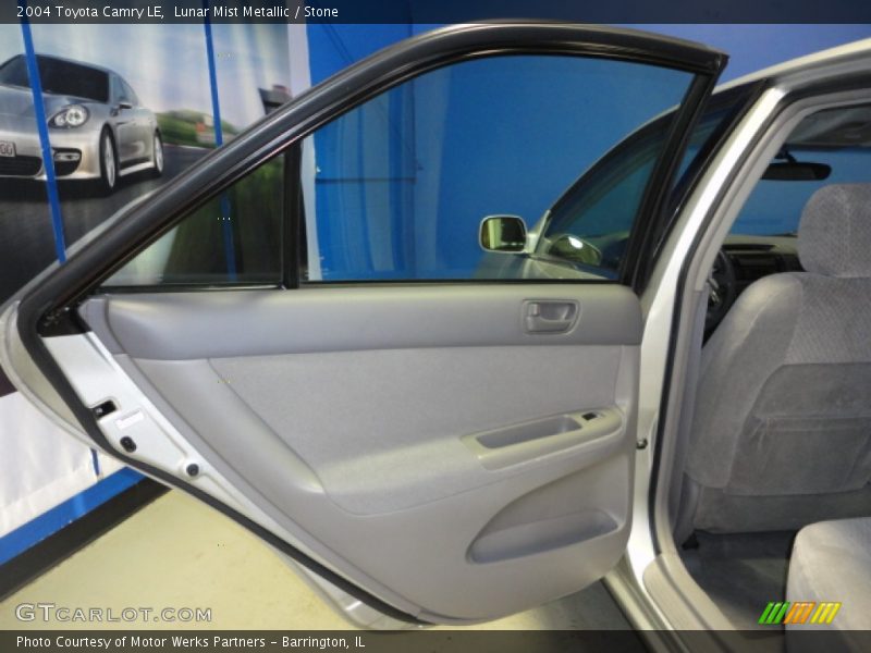 Lunar Mist Metallic / Stone 2004 Toyota Camry LE