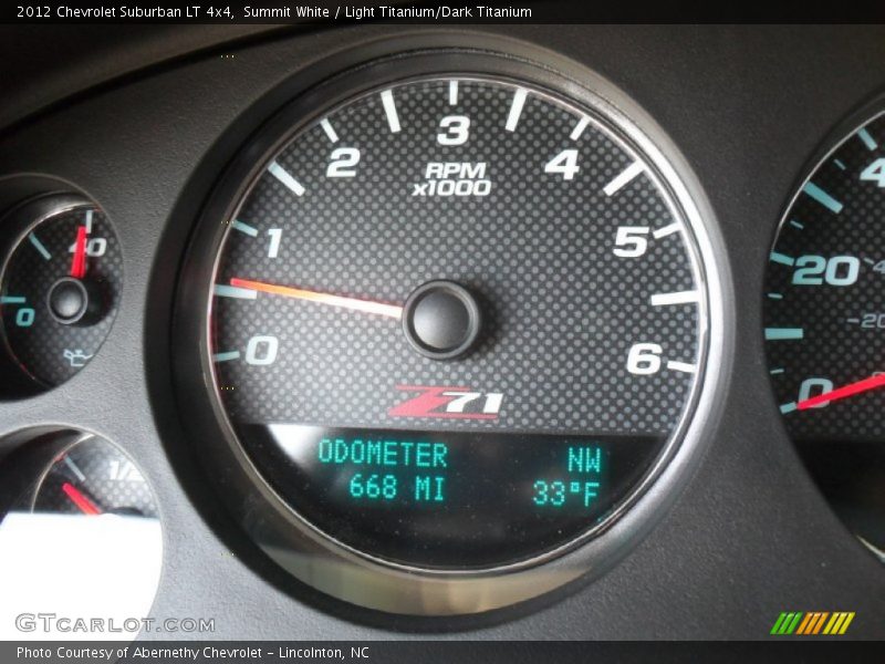 Summit White / Light Titanium/Dark Titanium 2012 Chevrolet Suburban LT 4x4