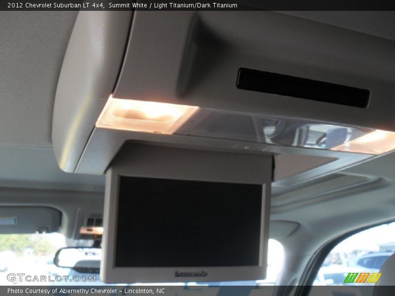Summit White / Light Titanium/Dark Titanium 2012 Chevrolet Suburban LT 4x4