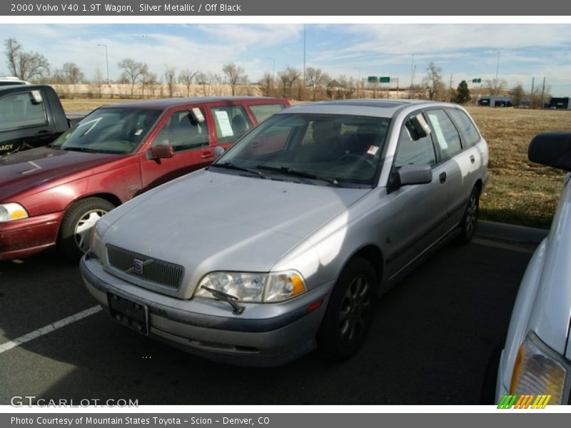 Silver Metallic / Off Black 2000 Volvo V40 1.9T Wagon