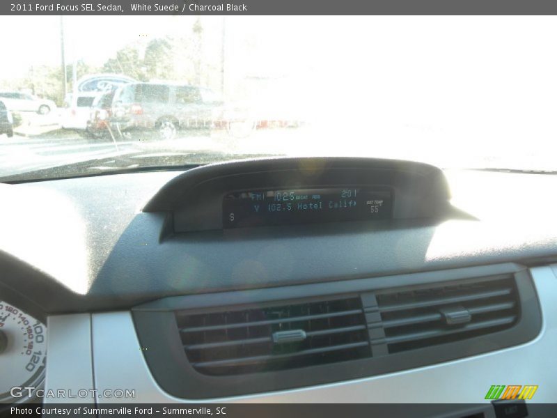 White Suede / Charcoal Black 2011 Ford Focus SEL Sedan