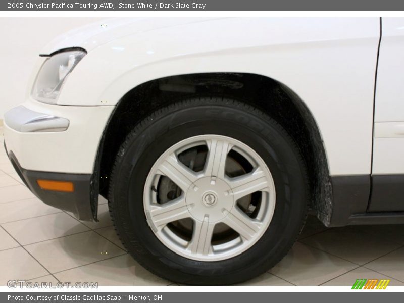 Stone White / Dark Slate Gray 2005 Chrysler Pacifica Touring AWD