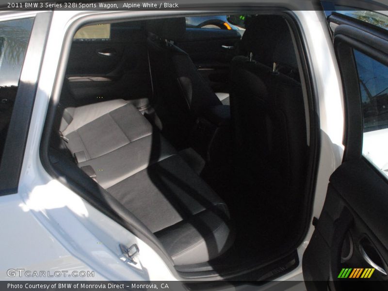 Alpine White / Black 2011 BMW 3 Series 328i Sports Wagon