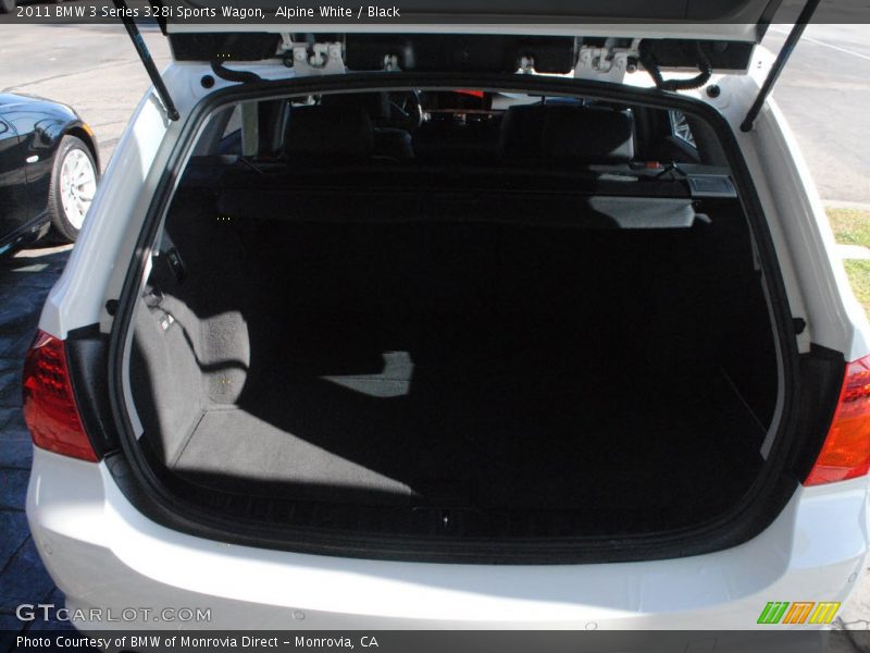 Alpine White / Black 2011 BMW 3 Series 328i Sports Wagon