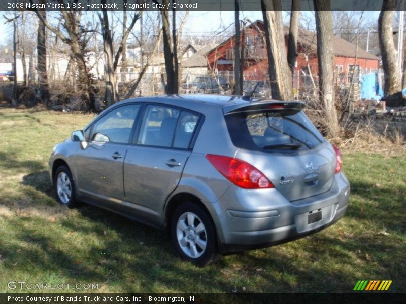 Magnetic Gray / Charcoal 2008 Nissan Versa 1.8 SL Hatchback