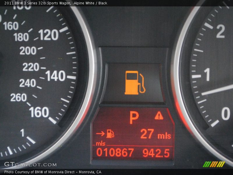 Alpine White / Black 2011 BMW 3 Series 328i Sports Wagon