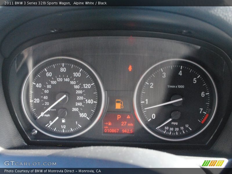 Alpine White / Black 2011 BMW 3 Series 328i Sports Wagon