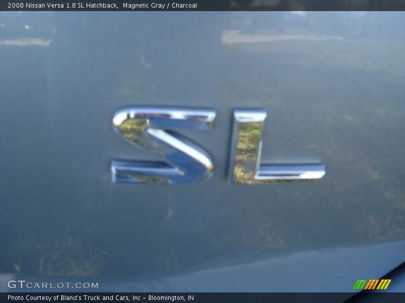 Magnetic Gray / Charcoal 2008 Nissan Versa 1.8 SL Hatchback