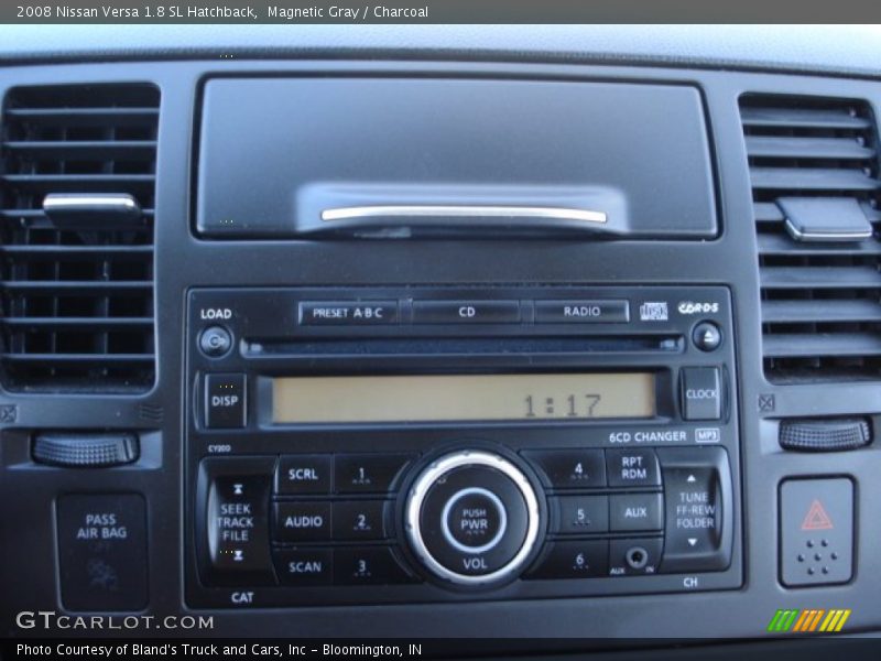 Magnetic Gray / Charcoal 2008 Nissan Versa 1.8 SL Hatchback