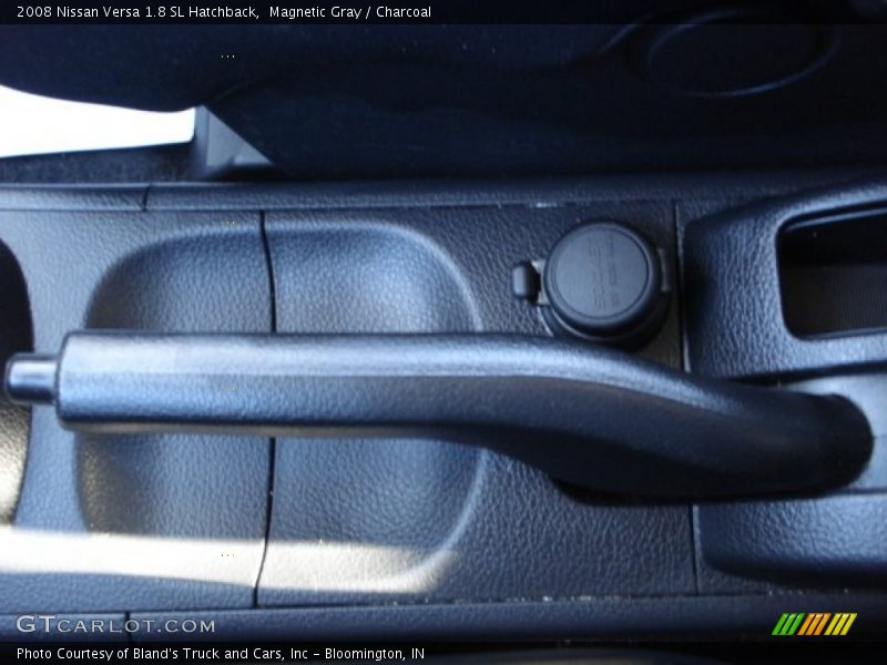 Magnetic Gray / Charcoal 2008 Nissan Versa 1.8 SL Hatchback