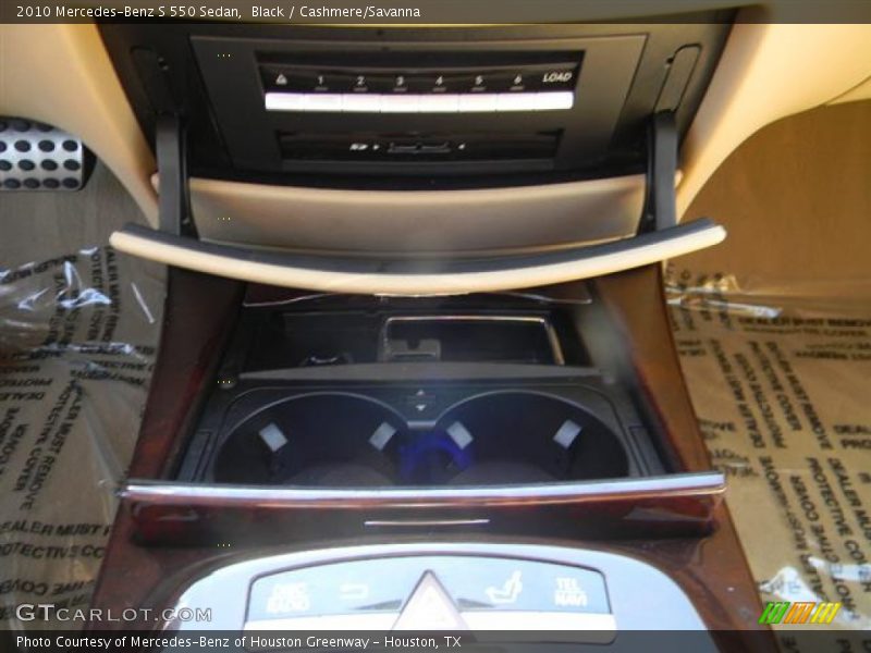 Black / Cashmere/Savanna 2010 Mercedes-Benz S 550 Sedan
