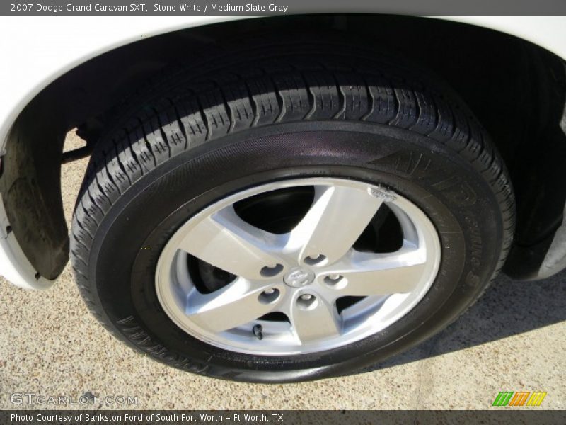 Stone White / Medium Slate Gray 2007 Dodge Grand Caravan SXT