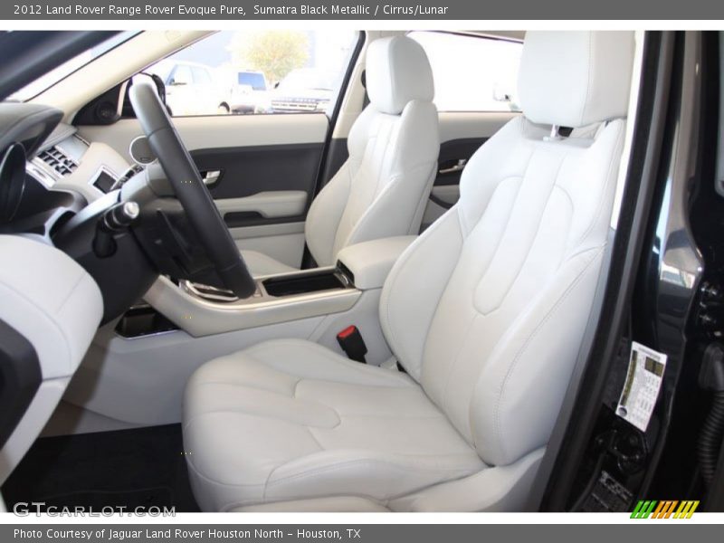  2012 Range Rover Evoque Pure Cirrus/Lunar Interior