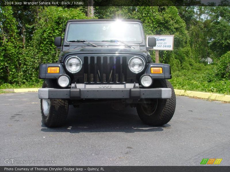 Black / Khaki 2004 Jeep Wrangler Sahara 4x4