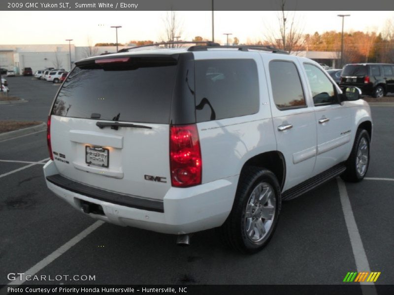 Summit White / Ebony 2009 GMC Yukon SLT