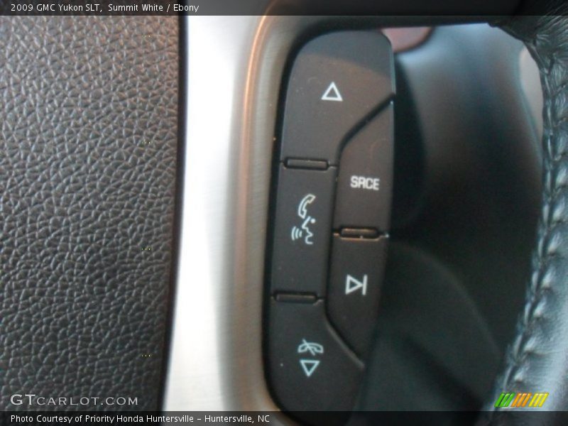 Summit White / Ebony 2009 GMC Yukon SLT