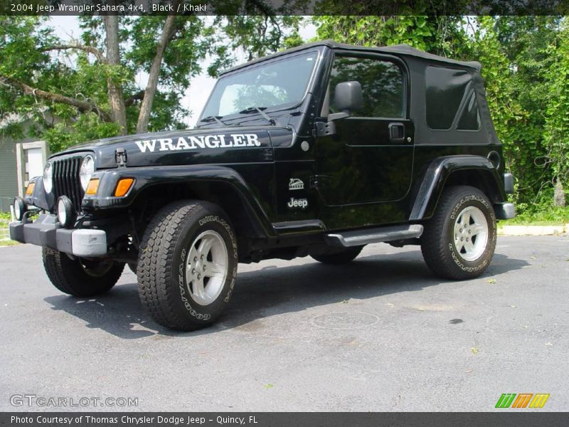 Black / Khaki 2004 Jeep Wrangler Sahara 4x4