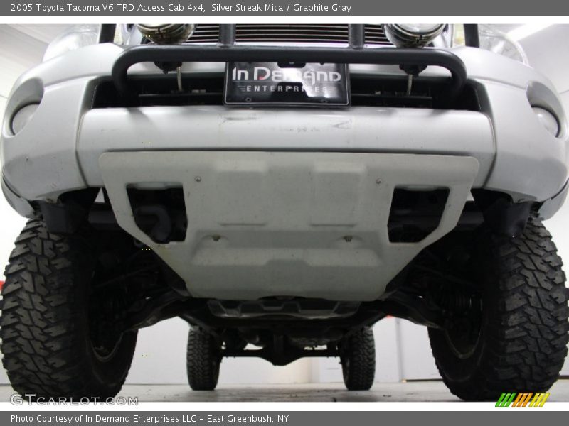 Silver Streak Mica / Graphite Gray 2005 Toyota Tacoma V6 TRD Access Cab 4x4