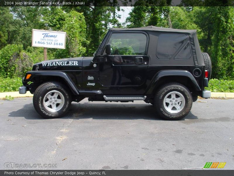 Black / Khaki 2004 Jeep Wrangler Sahara 4x4