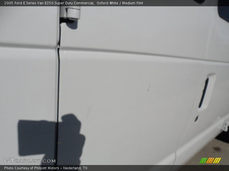 Oxford White / Medium Flint 2005 Ford E Series Van E350 Super Duty Commercial