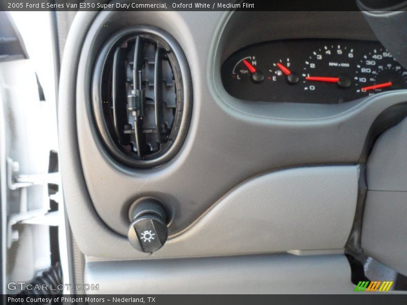 Oxford White / Medium Flint 2005 Ford E Series Van E350 Super Duty Commercial
