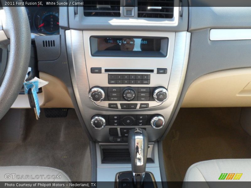 White Suede / Camel 2011 Ford Fusion SE