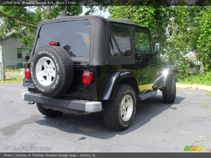 Black / Khaki 2004 Jeep Wrangler Sahara 4x4