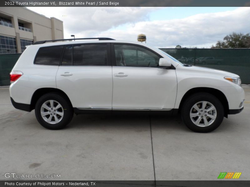 Blizzard White Pearl / Sand Beige 2012 Toyota Highlander V6