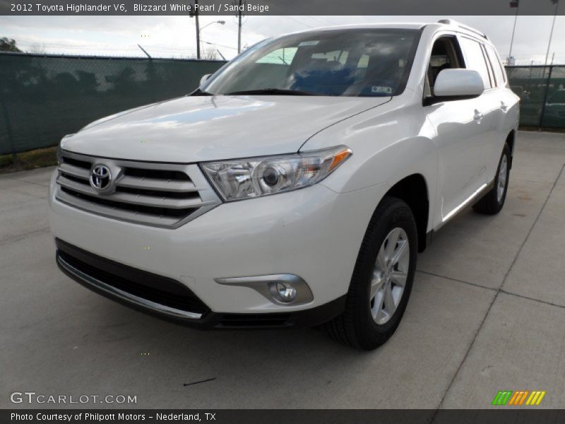 Blizzard White Pearl / Sand Beige 2012 Toyota Highlander V6