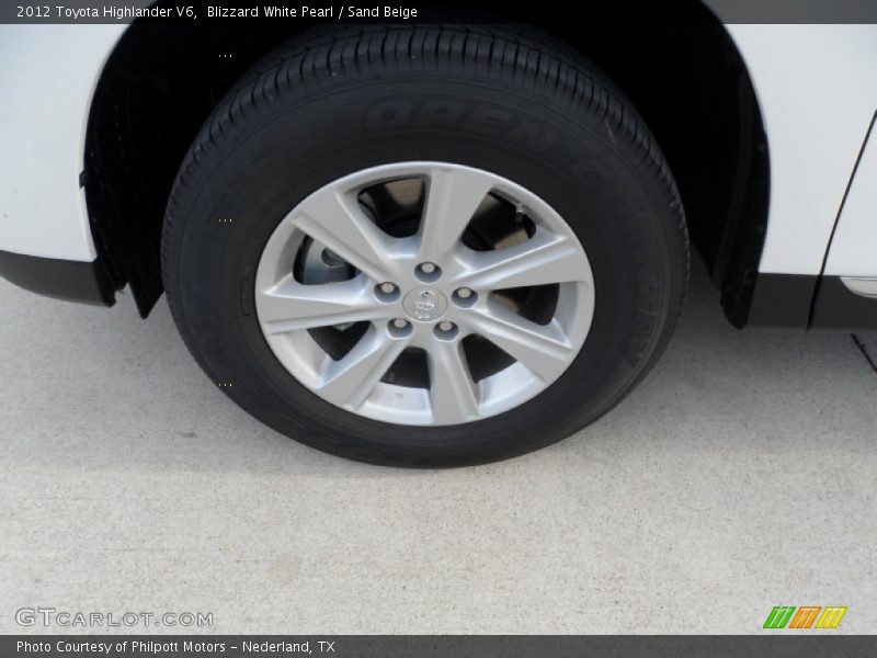 Blizzard White Pearl / Sand Beige 2012 Toyota Highlander V6