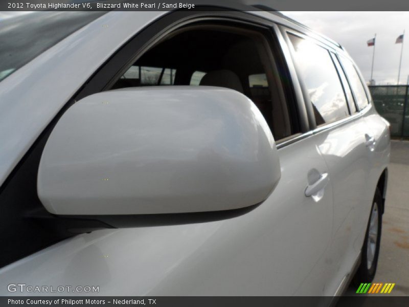 Blizzard White Pearl / Sand Beige 2012 Toyota Highlander V6