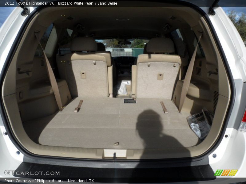 Blizzard White Pearl / Sand Beige 2012 Toyota Highlander V6