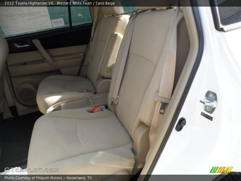 Blizzard White Pearl / Sand Beige 2012 Toyota Highlander V6