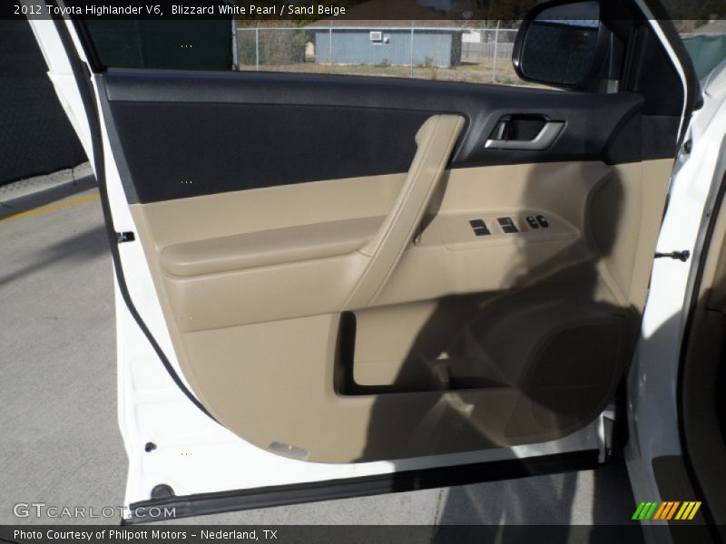 Blizzard White Pearl / Sand Beige 2012 Toyota Highlander V6