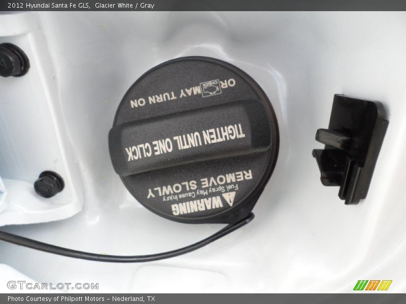 Glacier White / Gray 2012 Hyundai Santa Fe GLS