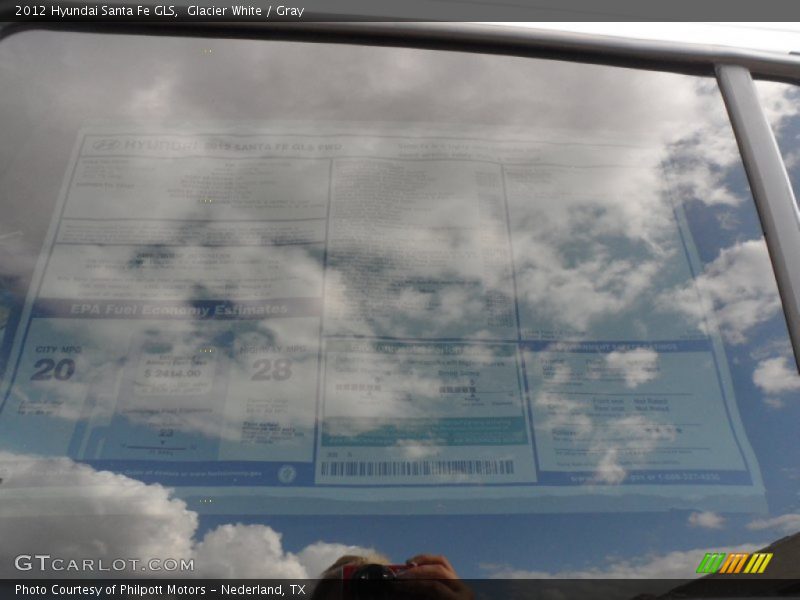 Glacier White / Gray 2012 Hyundai Santa Fe GLS
